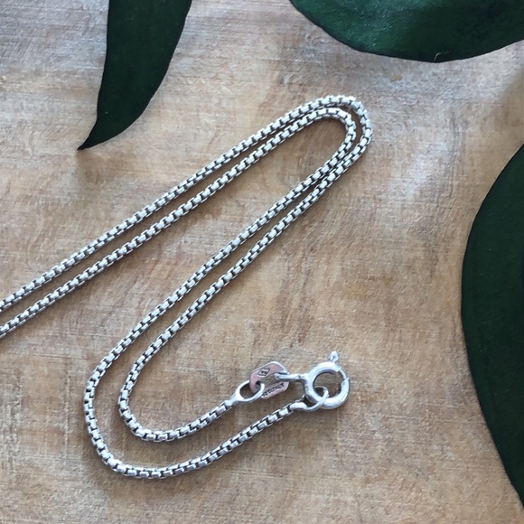 Cross In A Rectangle Necklace - Picture 5 of 5